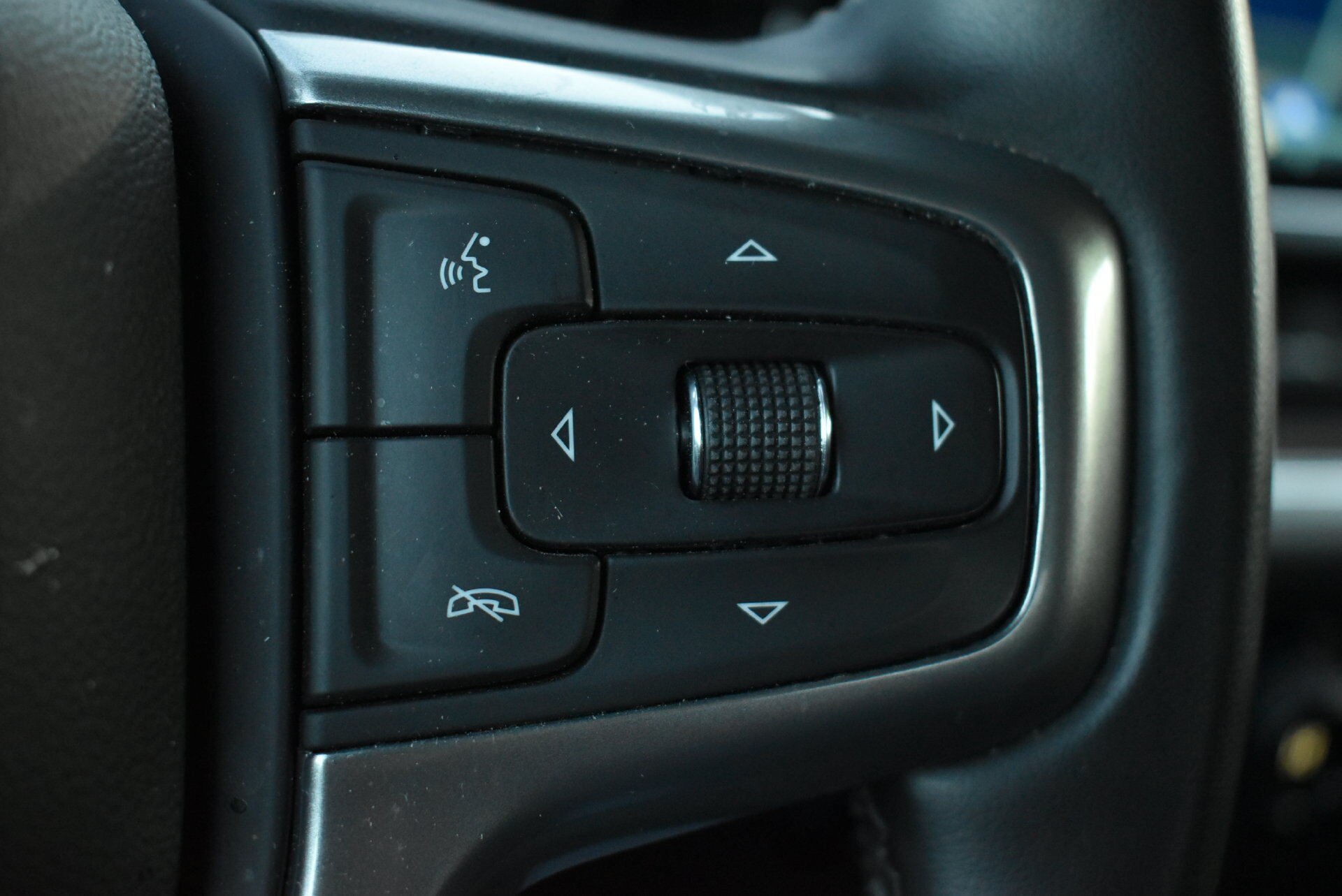 Used 2026 Chevrolet Silverado 1500 LT AWD/4WD image 21