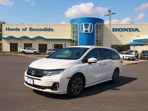New 2026 Honda Odyssey Touring image 1