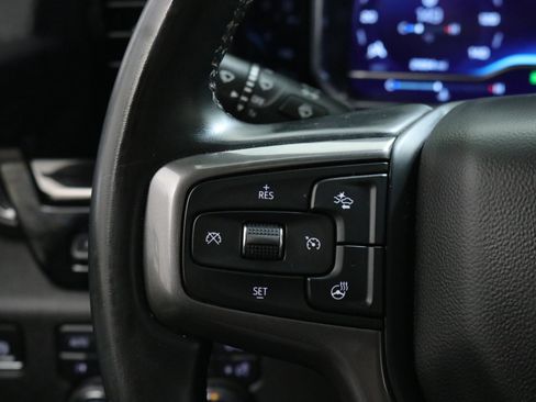 Used 2025 Chevrolet Silverado 2500 ZR2 w/ Technology Package image 14