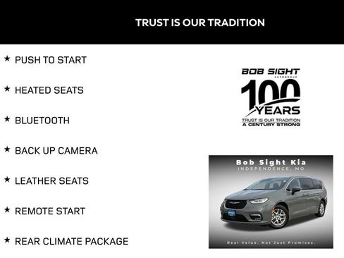 Used 2023 Chrysler Pacifica Touring-L image 2