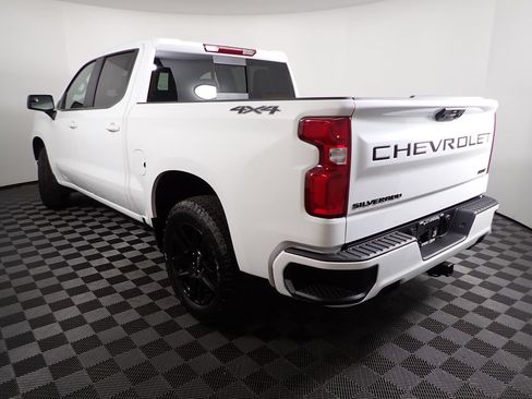 New 2026 Chevrolet Silverado 1500 RST w/ Dark Appearance Package AWD/4WD image 13