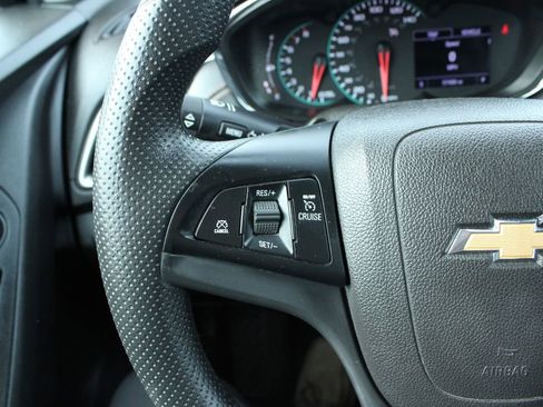 Used 2020 Chevrolet Trax LS w/ Tint and Cruise Package FWD image 28