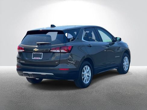 Used 2024 Chevrolet Equinox LT FWD image 5