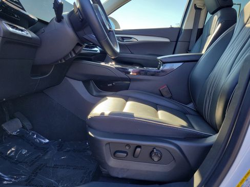 Used 2024 Buick Envision Avenir image 16
