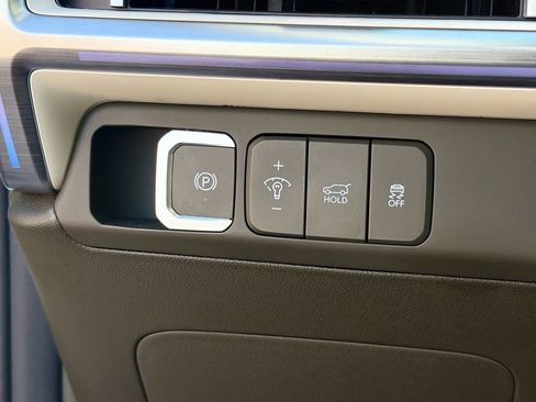 Used 2025 Hyundai Santa Fe Calligraphy image 38