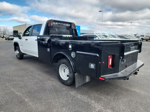 Used 2024 Chevrolet Silverado 3500 W/T w/ WT Convenience Package image 5
