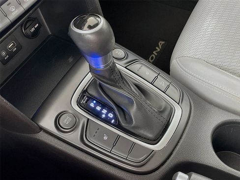 Used 2019 Hyundai Kona Limited image 19