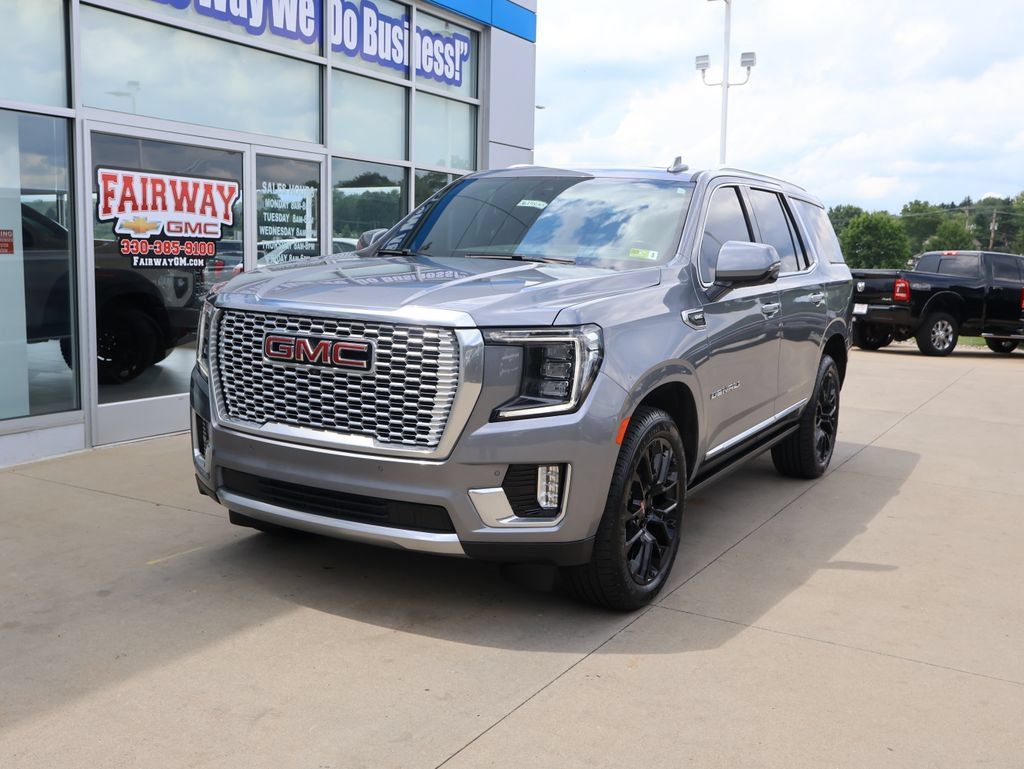 Certified 2022 GMC Yukon Denali w/ Denali Premium Package AWD/4WD image 6