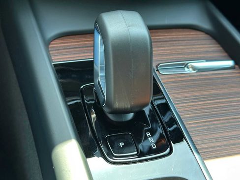 New 2026 Volvo V60 B5 Cross Country Plus w/ Climate Package image 34