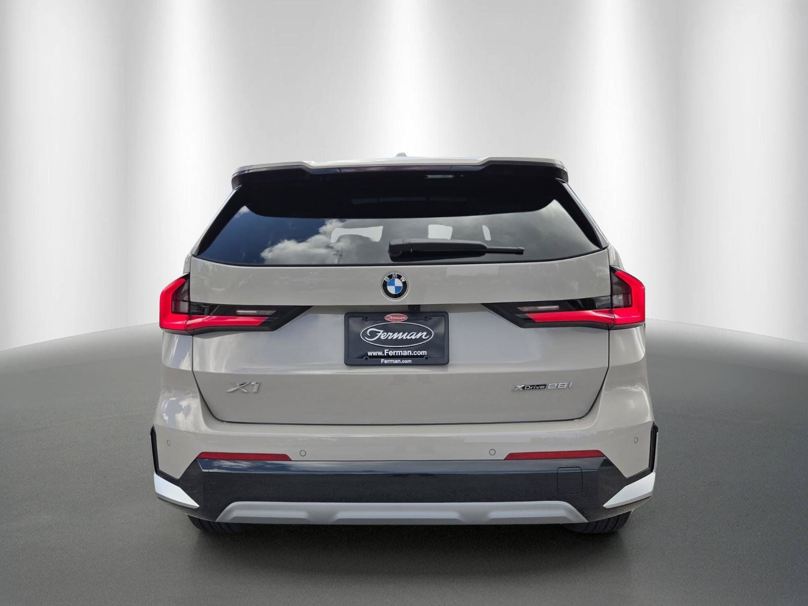 New 2027 BMW X1 xDrive28i AWD/4WD image 6