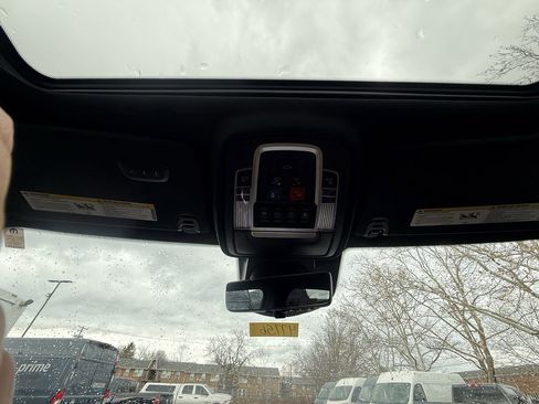 Used 2022 RAM 1500 Limited image 28