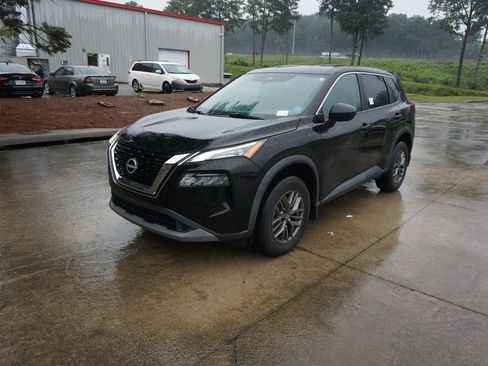 Used 2023 Nissan Rogue S AWD/4WD image 21