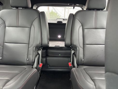 Used 2024 Chevrolet Traverse RS AWD/4WD image 24
