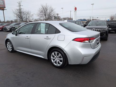 Certified 2024 Toyota Corolla LE image 3