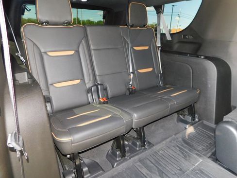 Used 2021 GMC Yukon XL AT4 w/ AT4 Premium Plus Package AWD/4WD image 36