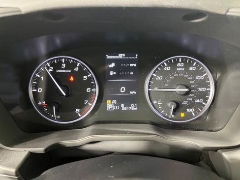 Used 2024 Subaru Crosstrek 2.0i Premium AWD/4WD image 25