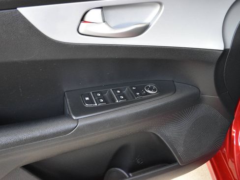 Used 2023 Kia Forte LXS FWD image 15