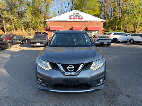 Used 2015 Nissan Rogue SL w/ SL Premium Package image 2