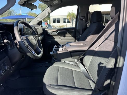 Used 2023 Chevrolet Silverado 1500 LT image 11