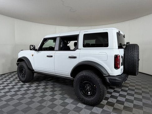 New 2026 Ford Bronco Badlands image 3