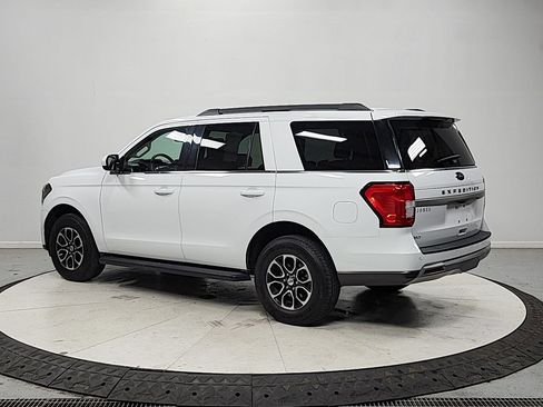 Used 2024 Ford Expedition XLT AWD/4WD image 5