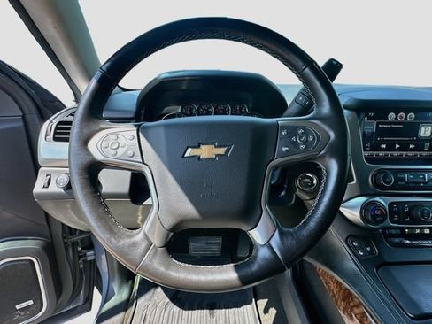 Used 2015 Chevrolet Tahoe LTZ AWD/4WD image 12