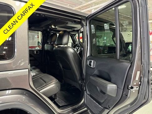 Used 2019 Jeep Wrangler Unlimited Sahara w/ Quick Order Package 24M Moab AWD/4WD image 35