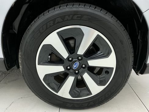 Used 2018 Subaru Forester 2.5i Premium AWD/4WD image 48