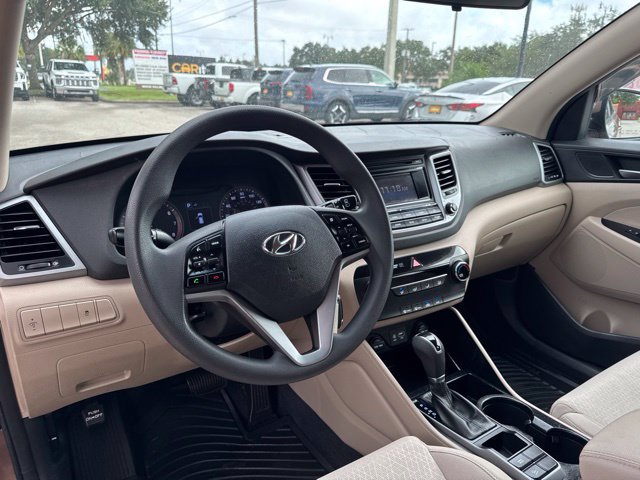 Used 2017 Hyundai Tucson SE w/ SE Popular Package 02 FWD image 23
