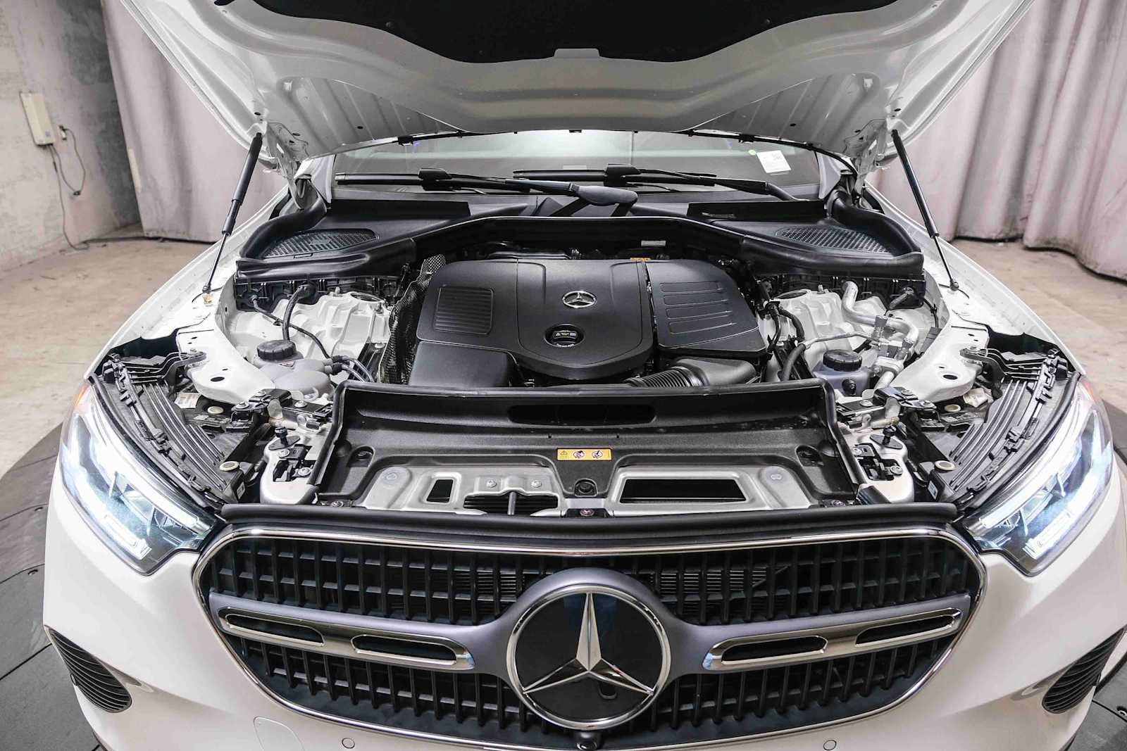 Certified 2026 Mercedes-Benz GLC 300 image 32