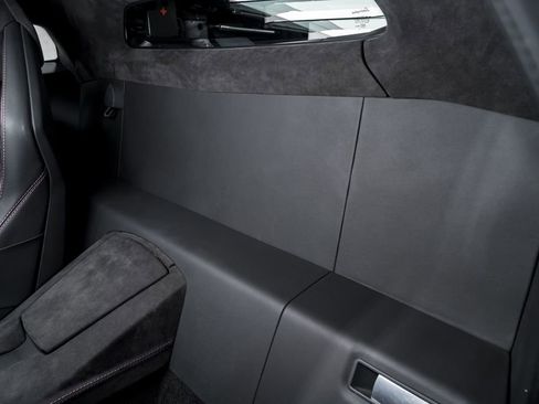 Used 2018 Lamborghini Aventador S image 29