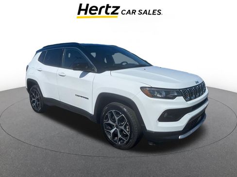 Used 2025 Jeep Compass Limited image 1