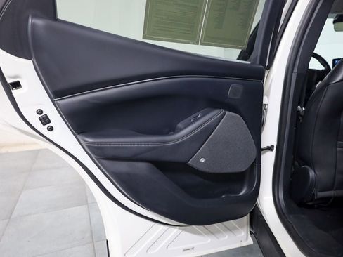 Certified 2021 Ford Mustang Mach-E Premium image 27