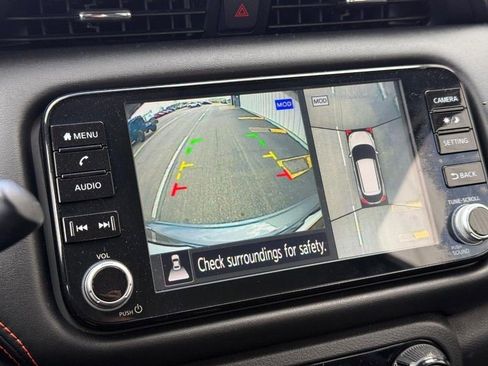 Used 2021 Nissan Kicks SR image 17