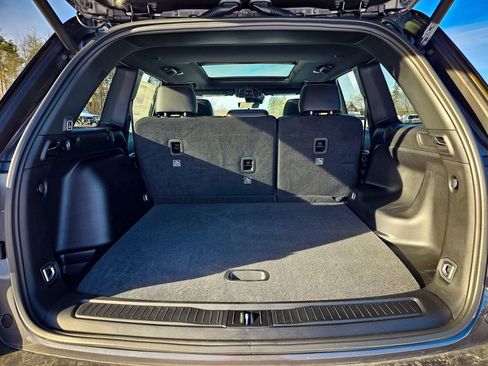 New 2025 Jeep Grand Cherokee Limited image 37