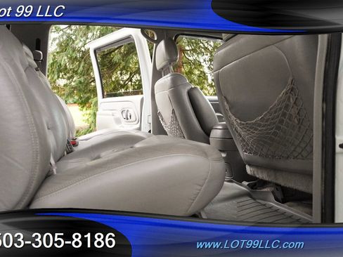Used 1998 Chevrolet Suburban LT image 16