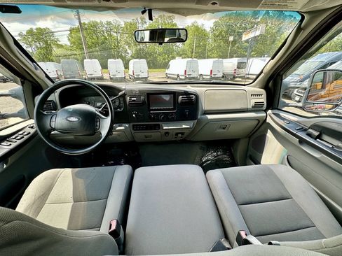 Used 2006 Ford F350 XL AWD/4WD image 22