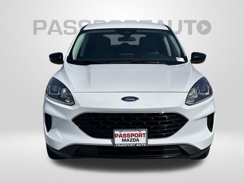 Used 2022 Ford Escape SE w/ SE Sport Appearance Package image 7