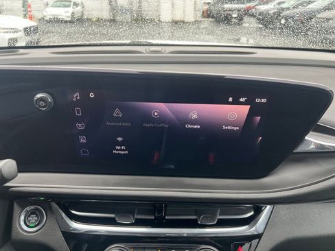 Used 2025 Buick Envista Sport Touring image 21