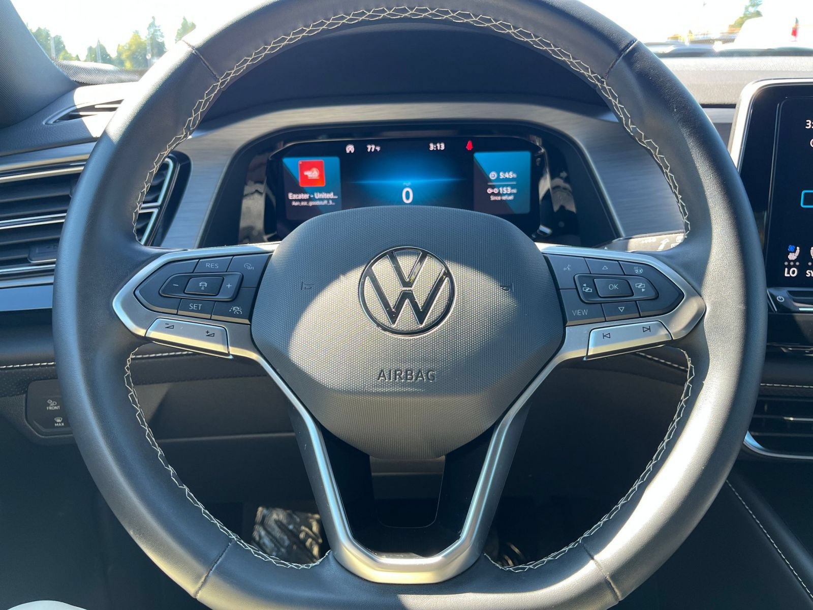 Used 2025 Volkswagen Atlas Cross Sport SE AWD/4WD image 29