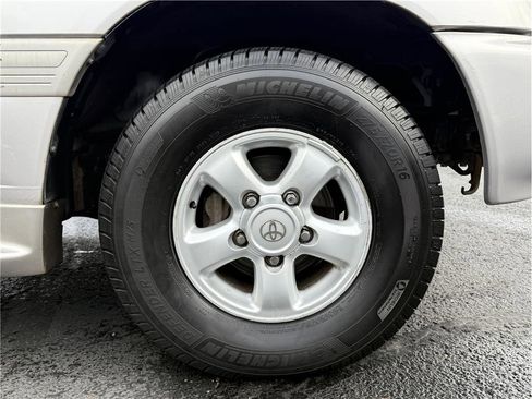Used 2000 Toyota Land Cruiser 100 Series Landcruiser 4x4 image 9