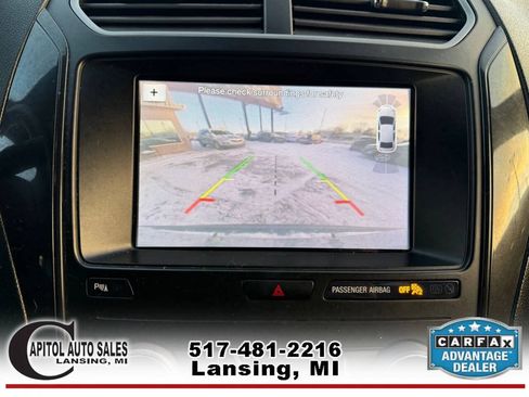 Used 2019 Ford Explorer XLT w/ Equipment Group 202A AWD/4WD image 27