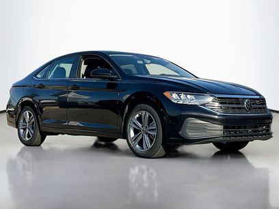Used 2024 Volkswagen Jetta SE