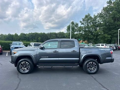 Used 2023 Toyota Tacoma TRD Sport AWD/4WD image 12