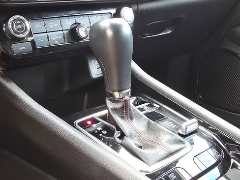 Used 2022 Jeep Compass Trailhawk image 32