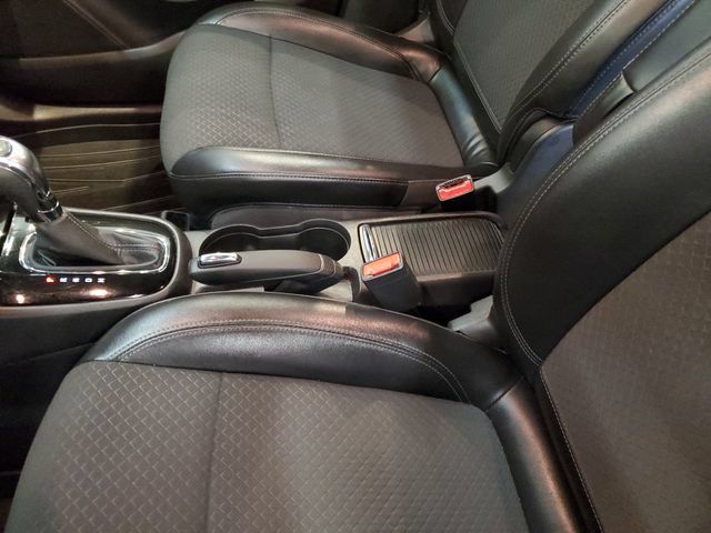 Used 2019 Buick Encore Preferred AWD/4WD image 27