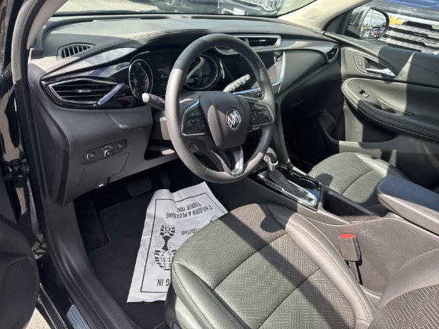 Used 2023 Buick Encore GX Essence w/ Experience Buick Package FWD image 10