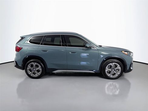 Used 2026 BMW X1 xDrive28i w/ Technology Package AWD/4WD image 4