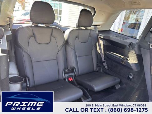 Used 2016 Volvo XC90 T6 Momentum w/ Momentum Plus Package image 14