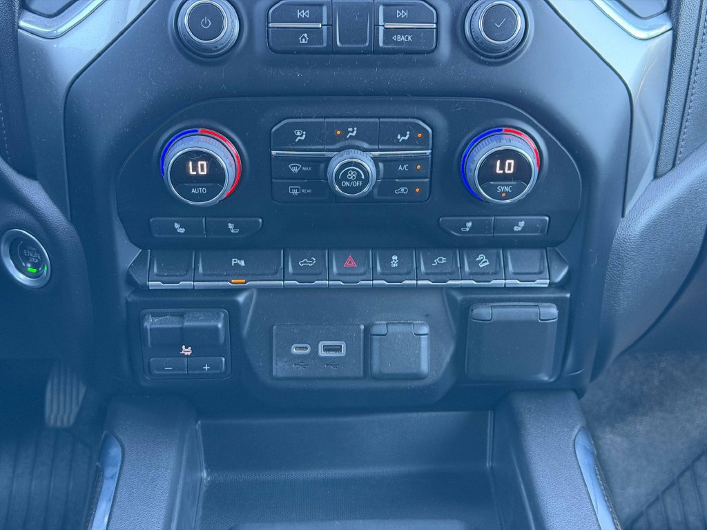 Used 2022 Chevrolet Silverado 1500 LT Trail Boss w/ LT Trail Boss Premium Package AWD/4WD image 35